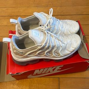 Nike air vapormax plus